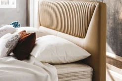 AMADEUS Bett
