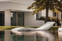 CLOE IN-THE-WATER Gartenliege