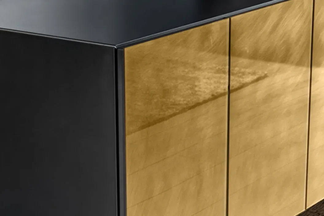 36E8 GLASS 0699 Sideboard