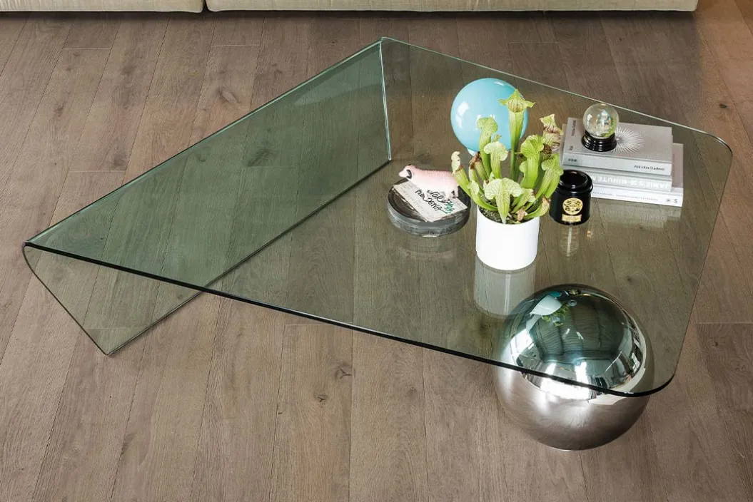 GLOBE Couchtisch