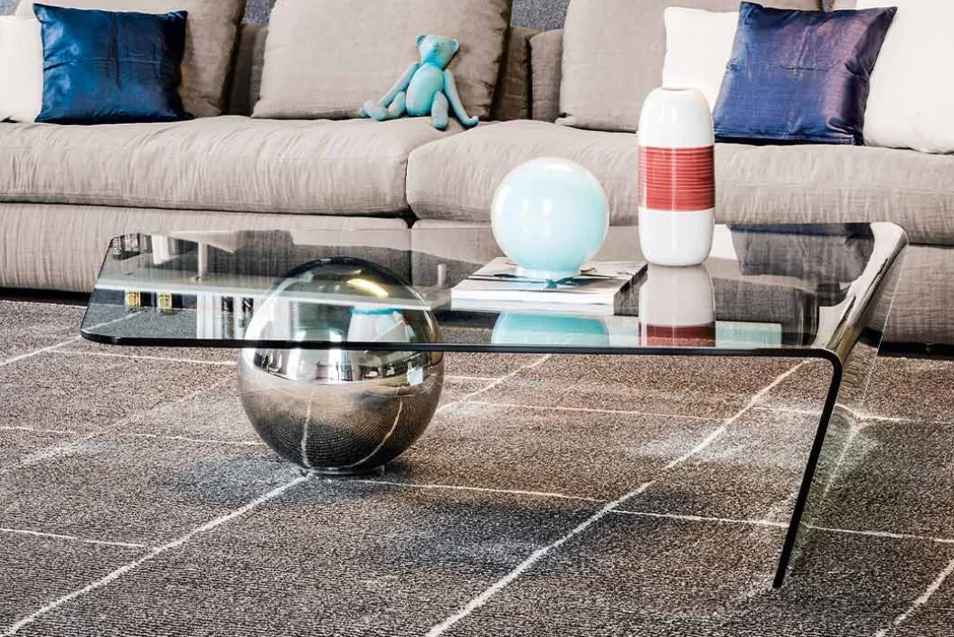 GLOBE Couchtisch