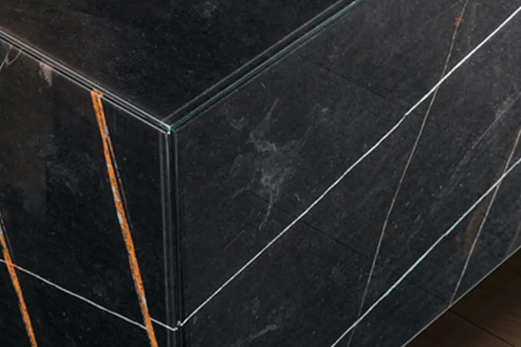 MATERIA 1052 XGLASS TV-Board