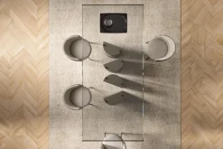 PLAI GLASS Esstisch