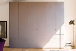 STEP 6-TÜRER Kleiderschrank