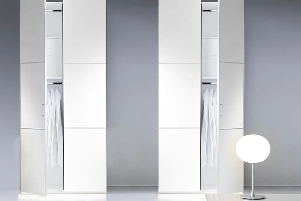 TRIO 2-Türer Kleiderschrank