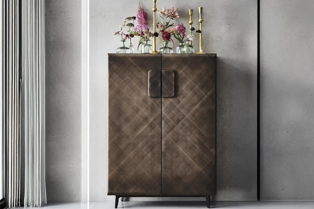 TUDOR Highboard